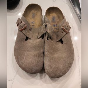 Birkenstock Boston Clog- Sz 39/8- Taupe